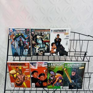 Authority Magnificent Kevin 1-5 & Kev‎ #1 and Vs Lobo One Shot Lot (Wildstorm)